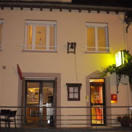 Campouriez Hotel Le Relais Du Coustoubi מראה חיצוני תמונה